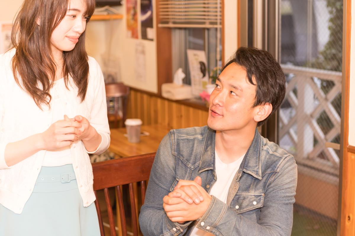 호빠-알바에서의-호스트바의-역할과-기능에-대해-설명해주세요